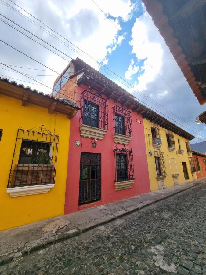 Готель Casa Capirucho Antigua Екстер'єр фото